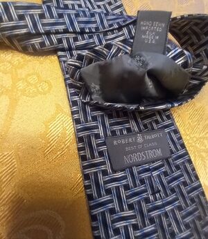 N WoT  ROBERT TALBOTT Best In Class Silk Necktie
